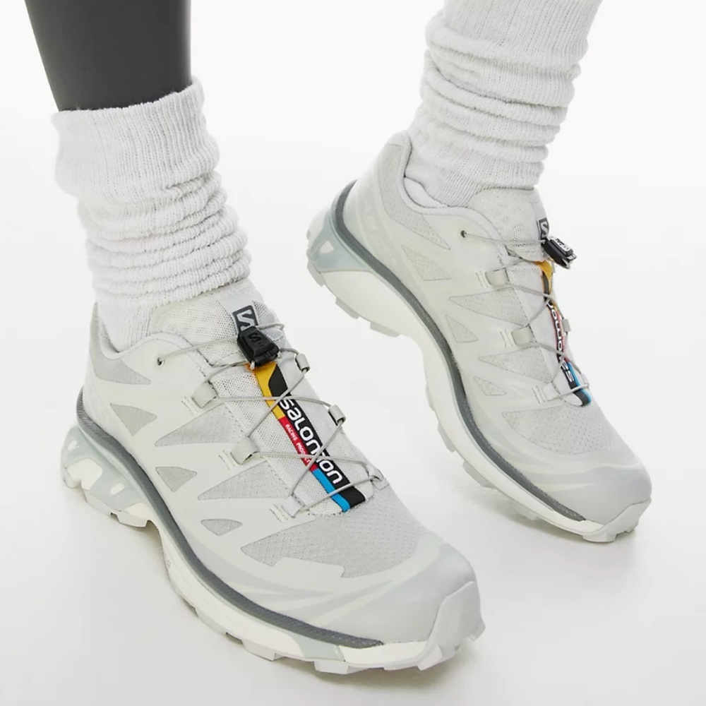 NWT Aritzia x Salomon Xt-6 in Lunar Grey